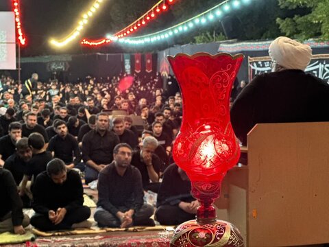 تصاویر/ مراسم سوگواری شب هشتم محرم در میاندوآب