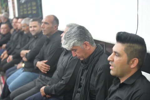 تصاویری از مردم شهرستان شوط در سوگ امام حسین(ع)