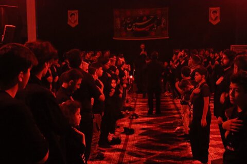 تصاویر/ مراسم سوگواری شب هشتم محرم در شاهین دژ