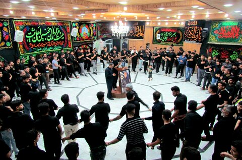 تصاویر/ سینه‌زنی سنتی در بندر دیّر