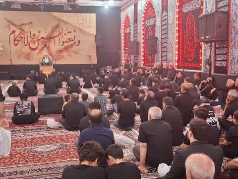 تصاویر | مراسم عزاداری دهه اول محرم در هیئت ابوالفضلی دروازده دولت کاشان