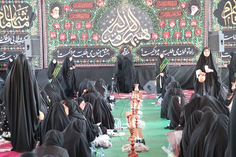 تصاویر/ اجتماع بزرگ دخترانه "من دختر حسینم"  در شهرستان زنجان