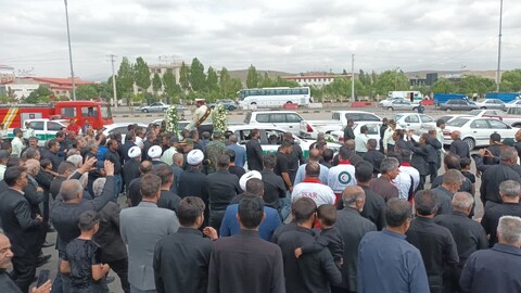 تصاویر/ برگزاری مراسم تشییع پیکر مطهر شهید رضا جباری لقمان در شهرستان اهر