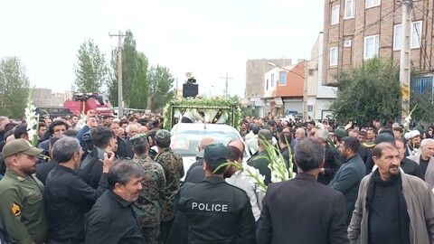 تصاویر/ برگزاری مراسم تشییع پیکر مطهر شهید رضا جباری لقمان در شهرستان اهر