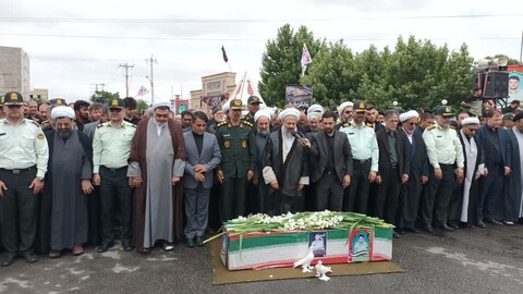 تصاویر/ برگزاری مراسم تشییع پیکر مطهر شهید رضا جباری لقمان در شهرستان اهر