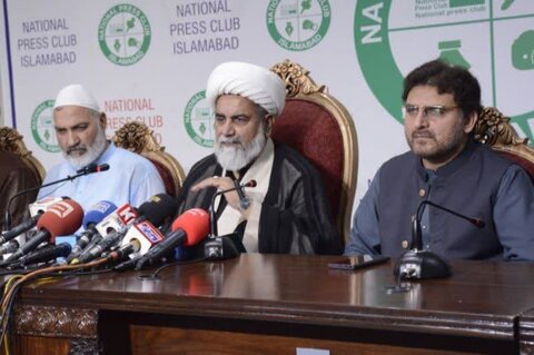 آیت‌ اللہ خامنہ ای ہمارے دینی رہنما، مرجع تقلید اور سیاسی قائد ہیں / استکبار جان لے کہ ہم پاکستان میں خاموش نہیں بیٹھیں گے