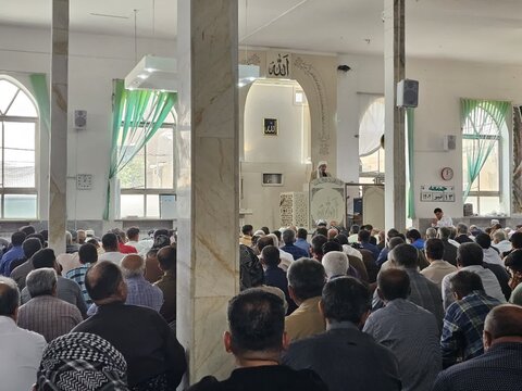 تصاویر/سخنرانی حجت‌الاسلام والمسلمین دکتر پورذهبی در نماز جمعه مریوان