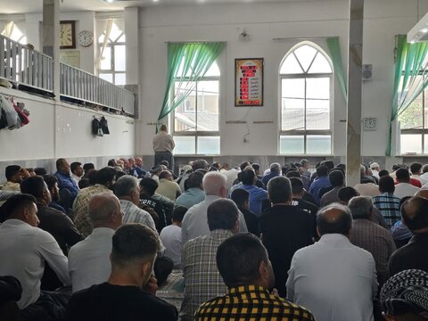 تصاویر/سخنرانی حجت‌الاسلام والمسلمین دکتر پورذهبی در نماز جمعه مریوان