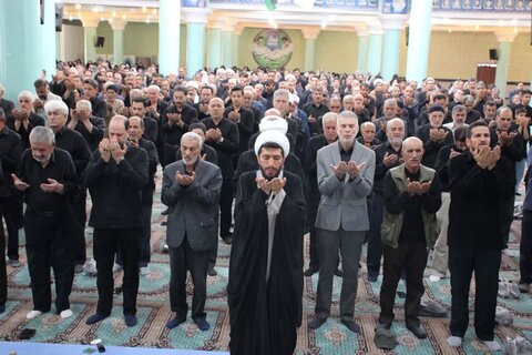 تصاویر/ اقامه نماز جمعه تکاب