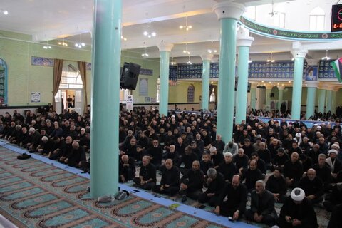 تصاویر/ اقامه نماز جمعه تکاب