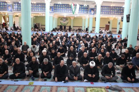 تصاویر/ اقامه نماز جمعه تکاب