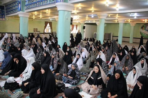 تصاویر/ اقامه نماز جمعه تکاب