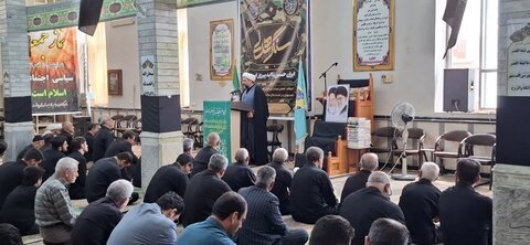 تصاویر/  اقامه نماز جمعه شهرستان پلدشت