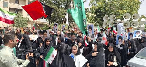 تصاویر/ راهپیمایی مردم ایلام در حمایت از مقام ولایت