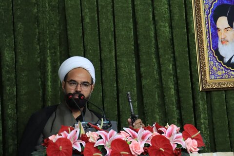 تصاویر/ اقامه نماز جمعه ماهان