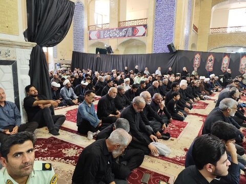 تصاویر/ اقامه نماز جمعه بم