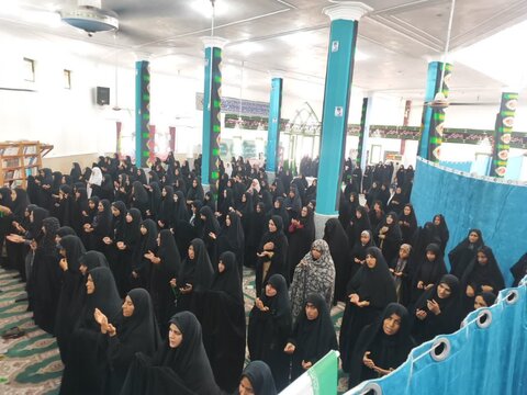 تصاویر/ اقامه نماز جمعه ریگان