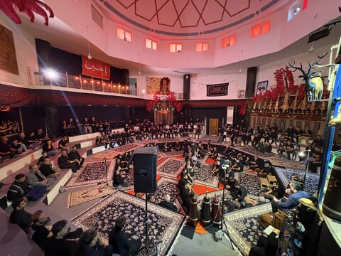 تصاویر / مراسم عزاداری دهه اول ماه محرم در هیئت ورزش های زورخانه ای و کشتی پهلوانی استان قم