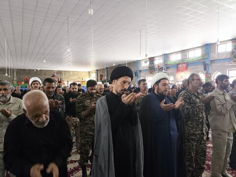 تصاویر/ اقامه نماز جمعه فردوس