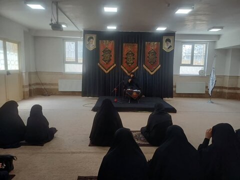 تصاویر/ عزاداری دهه اول محرم در مدرسه علمیه زینب کبری (س) ارومیه