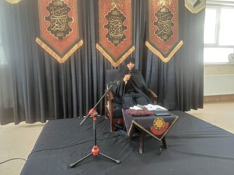 تصاویر/ عزاداری دهه اول محرم در مدرسه علمیه زینب کبری (س) ارومیه