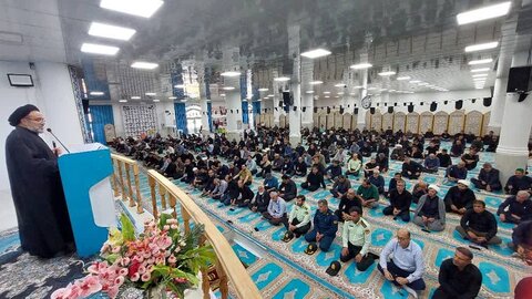 نمازجمعه شهر جم به روایت تصاویر