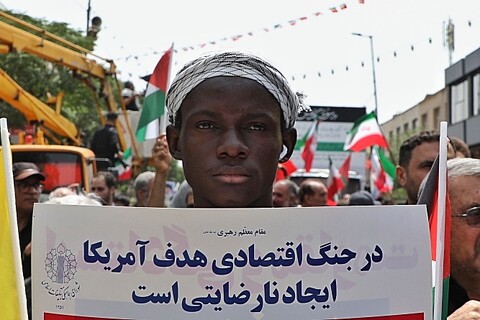 تصاویر/  تشییع پیکر سرلشگر محمد سعید ایزدی و جانباز شهید محمد آقازیارتی