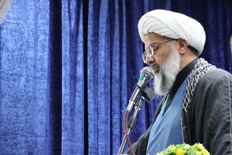 اقامه نماز جمعه در ماهدشت