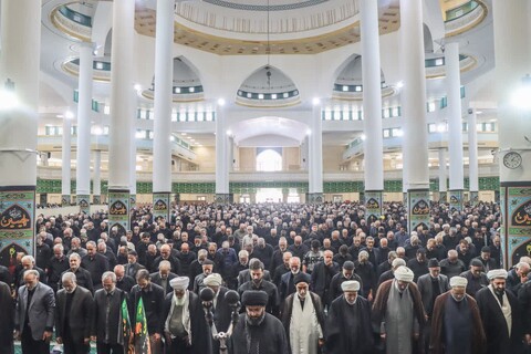 تصاویر/ اقامه نماز جمعه زنجان