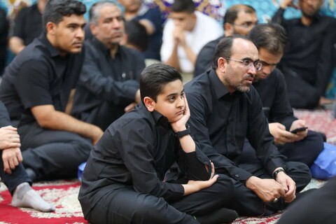 عزاداری دهه اول محرم در هیئت رزمندگان اسلام یزد