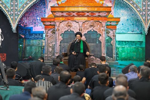 عزاداری دهه اول محرم در هیئت رزمندگان اسلام یزد