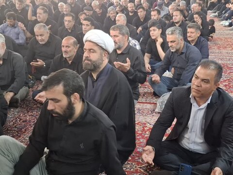 تصاویر/مراسم یادبود شهید سیدمصطفی ساداتی ارمکی و خانواده ایشان در زادگاهش