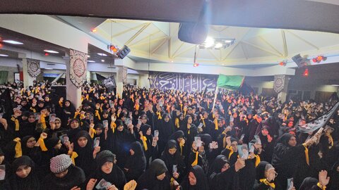 اجتماع بزرگ بنات الحسین علیه‌السلام به همت هیأت نرجسانه در همدان برگزار شد