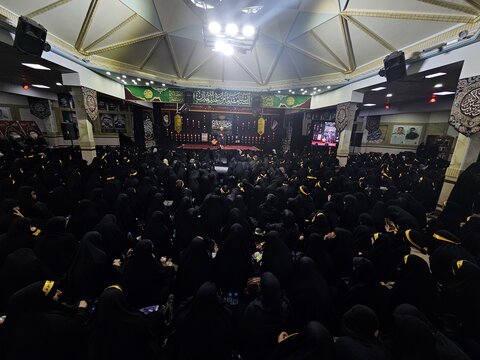 اجتماع بزرگ بنات الحسین علیه‌السلام به همت هیأت نرجسانه در همدان برگزار شد