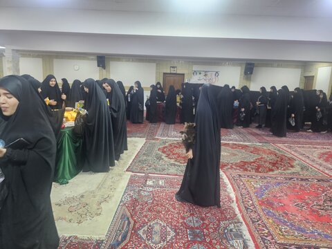 اجتماع بزرگ بنات الحسین علیه‌السلام به همت هیأت نرجسانه در همدان برگزار شد