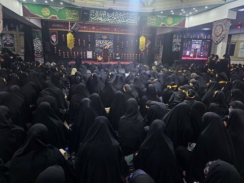 اجتماع بزرگ بنات الحسین علیه‌السلام به همت هیأت نرجسانه در همدان برگزار شد