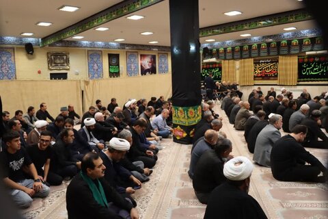 تصاویر/مراسم عزاداری در دفتر امام جمعه ایلام