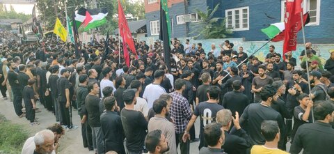 انجمنِ شرعی شیعیانِ جموں وکشمیر کے تحت آٹھویں محرم کا جلوس برآمد