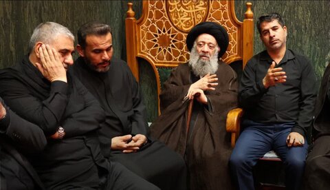 تصاویر/حضور آیت‌الله موسوی جزایری در مراسم عزاداری حسینیه عقیله‌الطالبیین اهواز