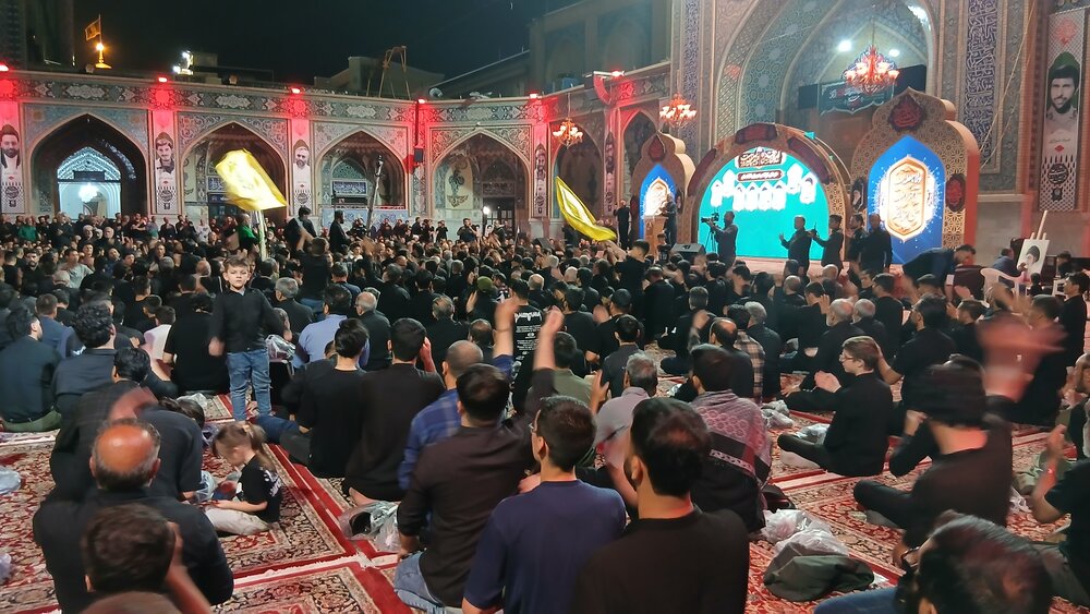 تصاویر/مراسم عزاداری سنتی شیعیان افغانستانی در حرم رضوی