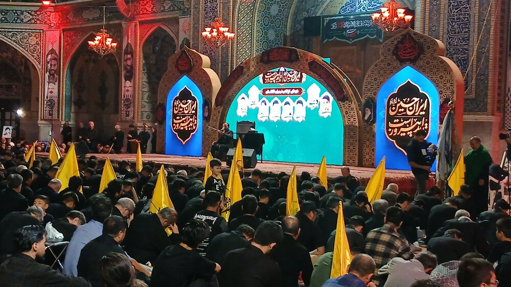 مراسم عزاداری سنتی شیعیان افغانستانی در حرم رضوی برگزارشد+تصاویر