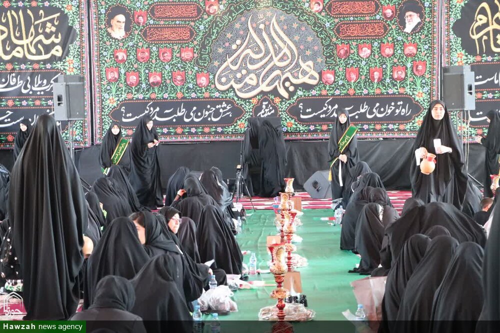 تصاویر/ اجتماع بزرگ دخترانه "من دختر حسینم"  در شهرستان زنجان
