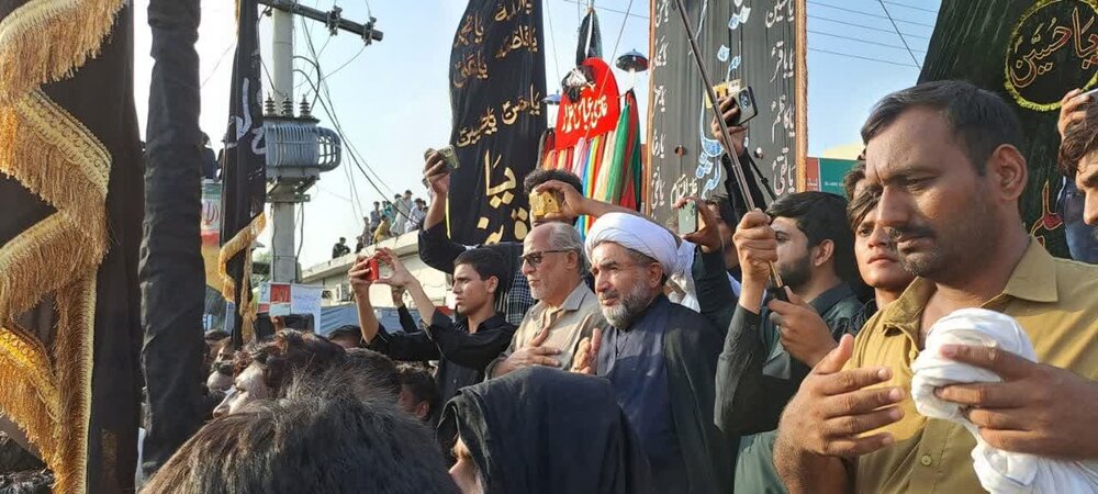 ظلم و جبر کے سامنے جھکنے سے انکار کو "حسینیت" کہتے ہیں