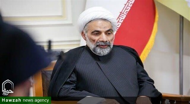 پیوند عاطفی با امام حسین(ع)، امت را در برابر مشکلات مقاوم‌تر می‌کند