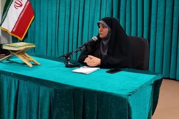 مکتب عاشورا محور مقاومت و هویتسازی انقلابی است