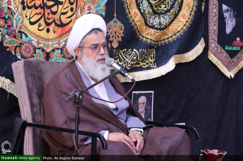 تصاویر/ مراسم عزاداری اباعبدالله الحسین علیه السلام در روز هشتم محرم در مدرسه علمیه شفیعیه