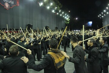 کلیپ | /طنین شعار «هیهات من‌الذله» در شاخسی تبریزی‌ها