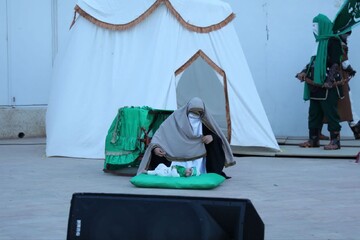 تصاویر/ ویژه برنامه تعزیه خوانی "طفل الرباب" در خوی