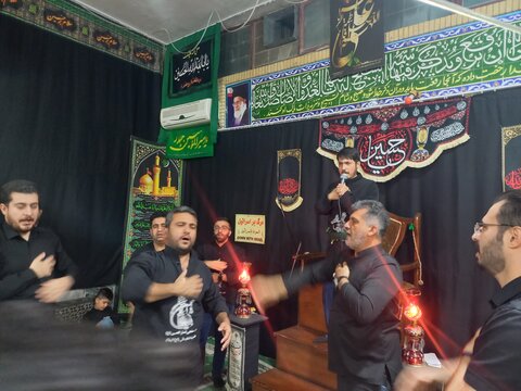 تصاویر/ برگزاری مراسم عزاداری شب نهم محرم الحرام در حسینیه امام علی