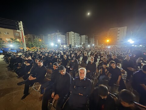 تصاویر / مراسم عزاداری شب تاسوعا در هیئت حضرت ابوالفضل العباس (ع) پردیسان